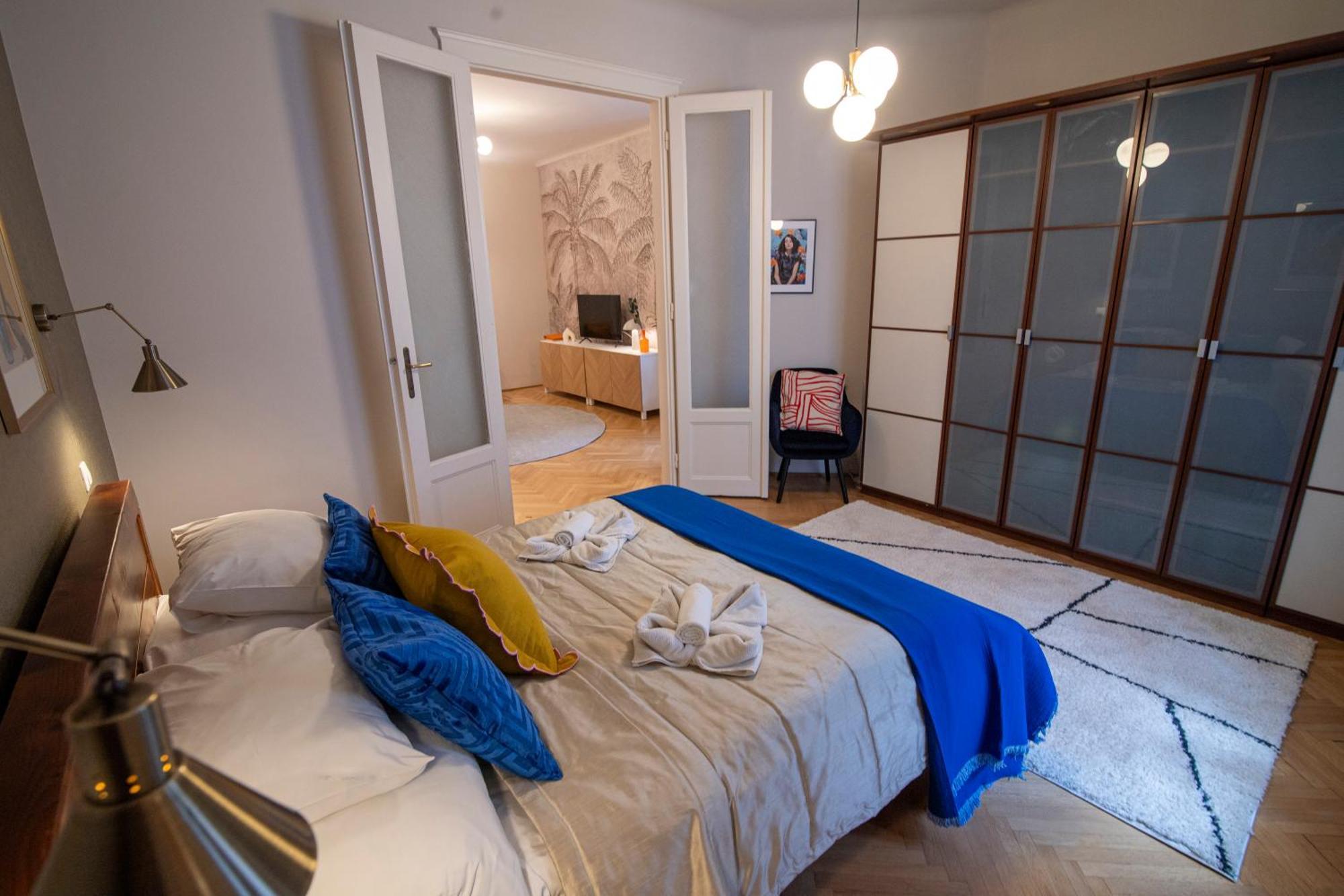 Be A Budapester ภายนอก รูปภาพ