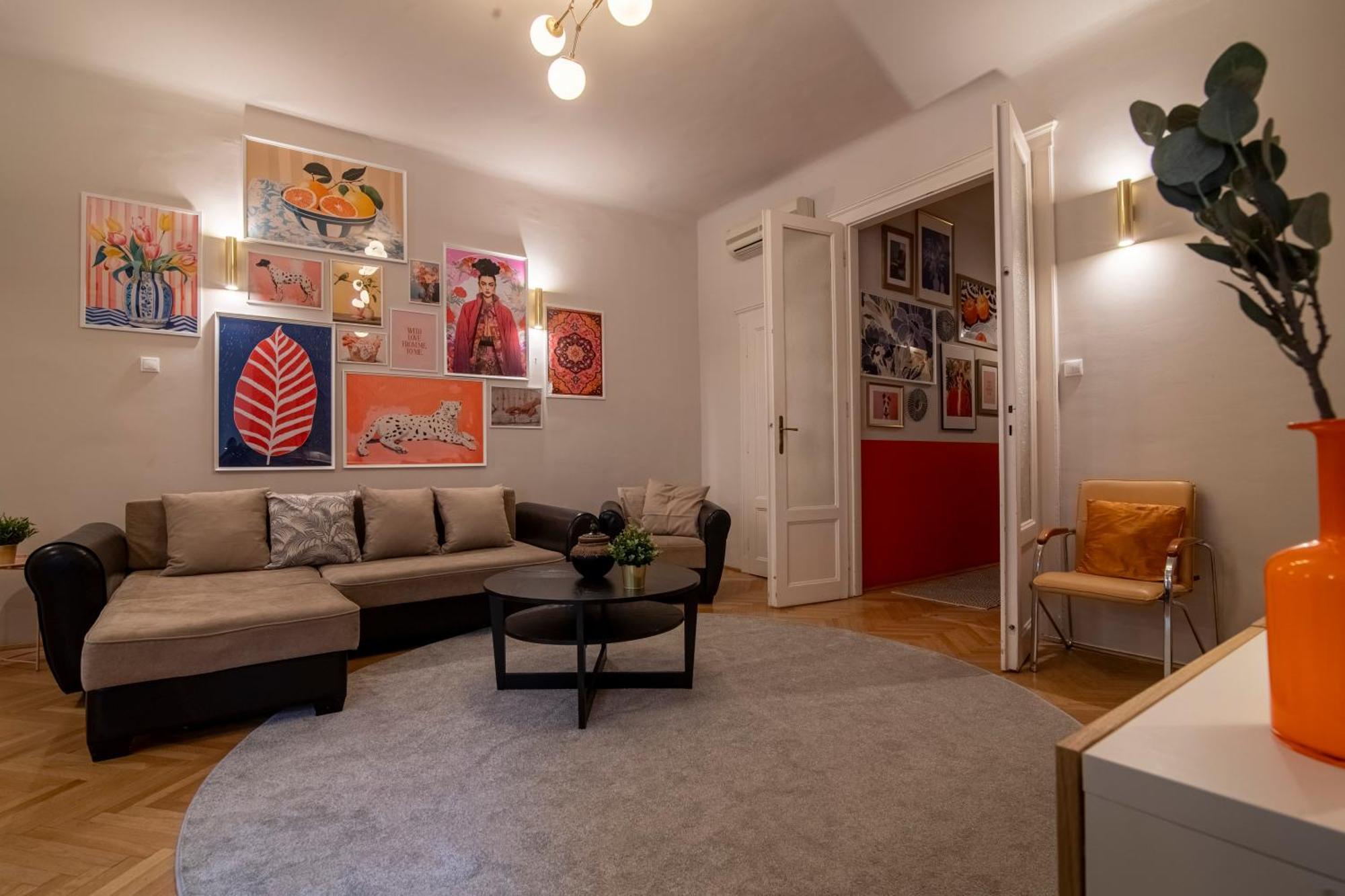 Be A Budapester ภายนอก รูปภาพ